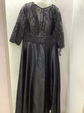 Cargar imagen en el visor de la galería, VESTIDO LARGO MARINO/NEGRO  9088
