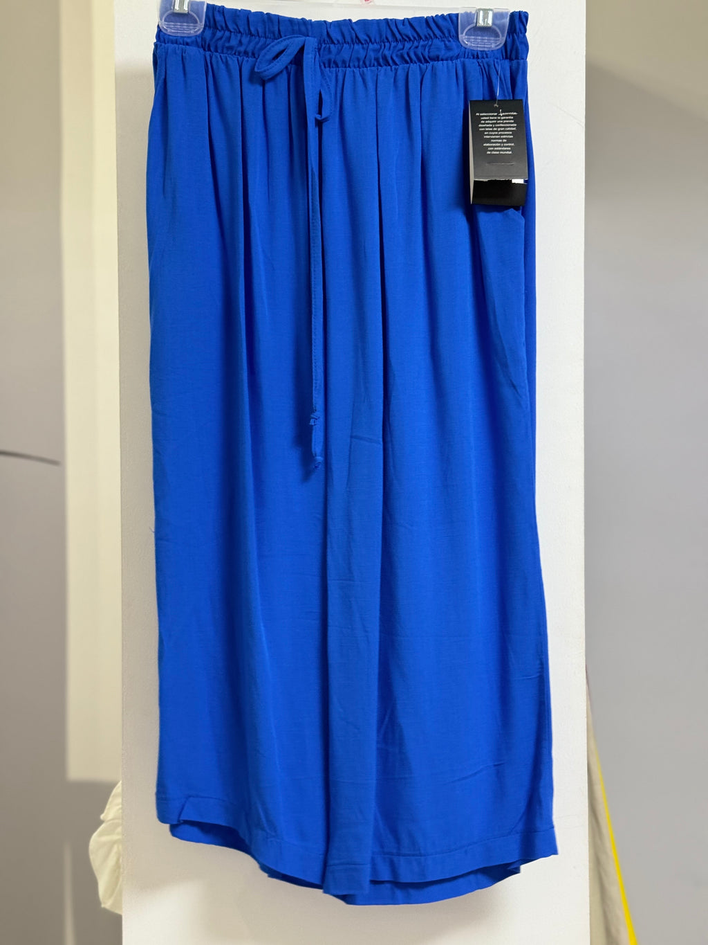 PANTALÓN CAPRI BEIGE/AZUL/NEGRO L35310