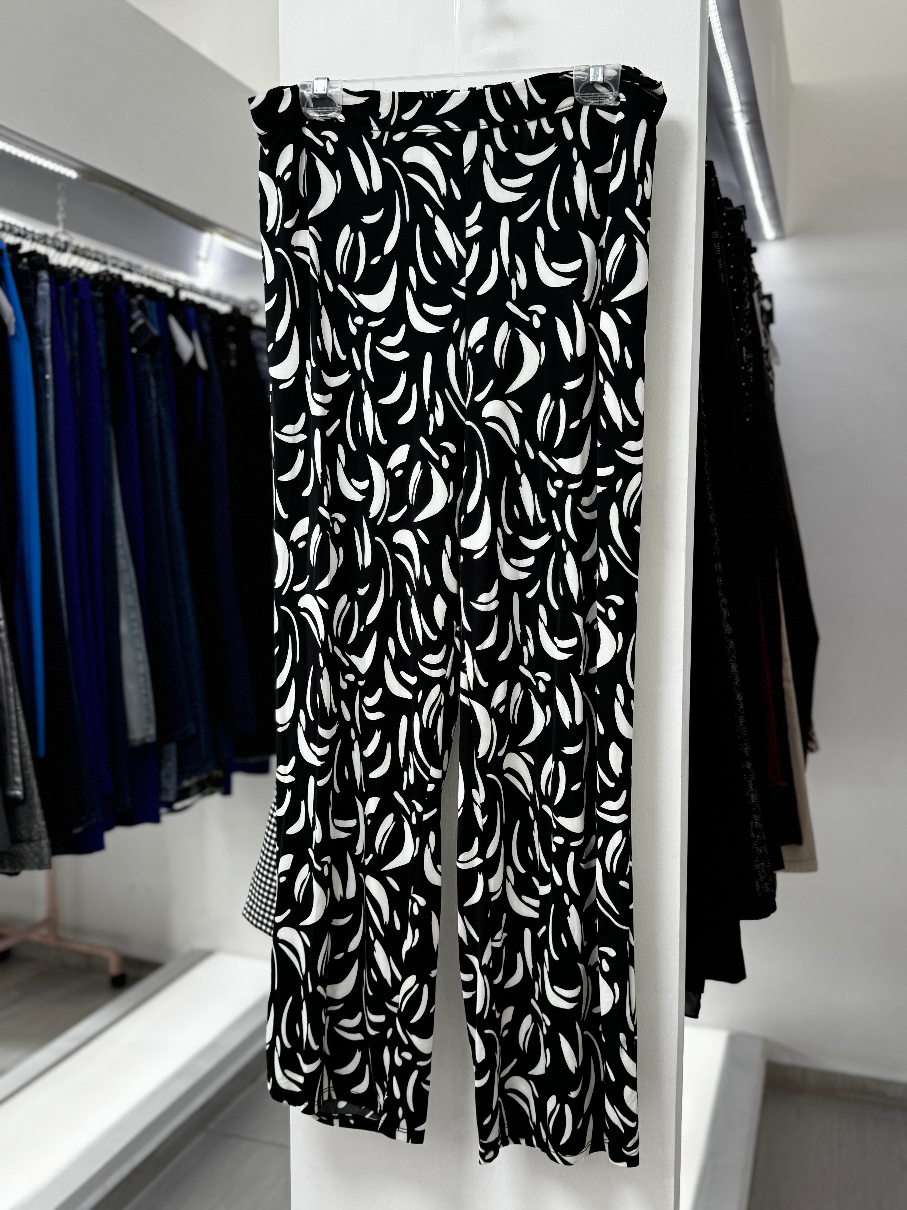 BLUSA+PANTALON BLANCO ESTAMPADO L35521