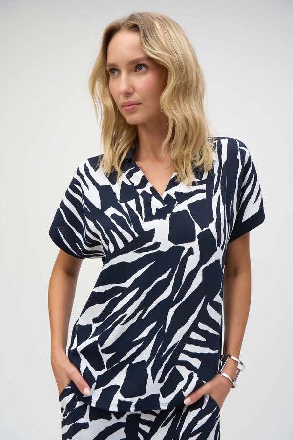BLUSA AZUL MARINO ESTAMPADA 252146