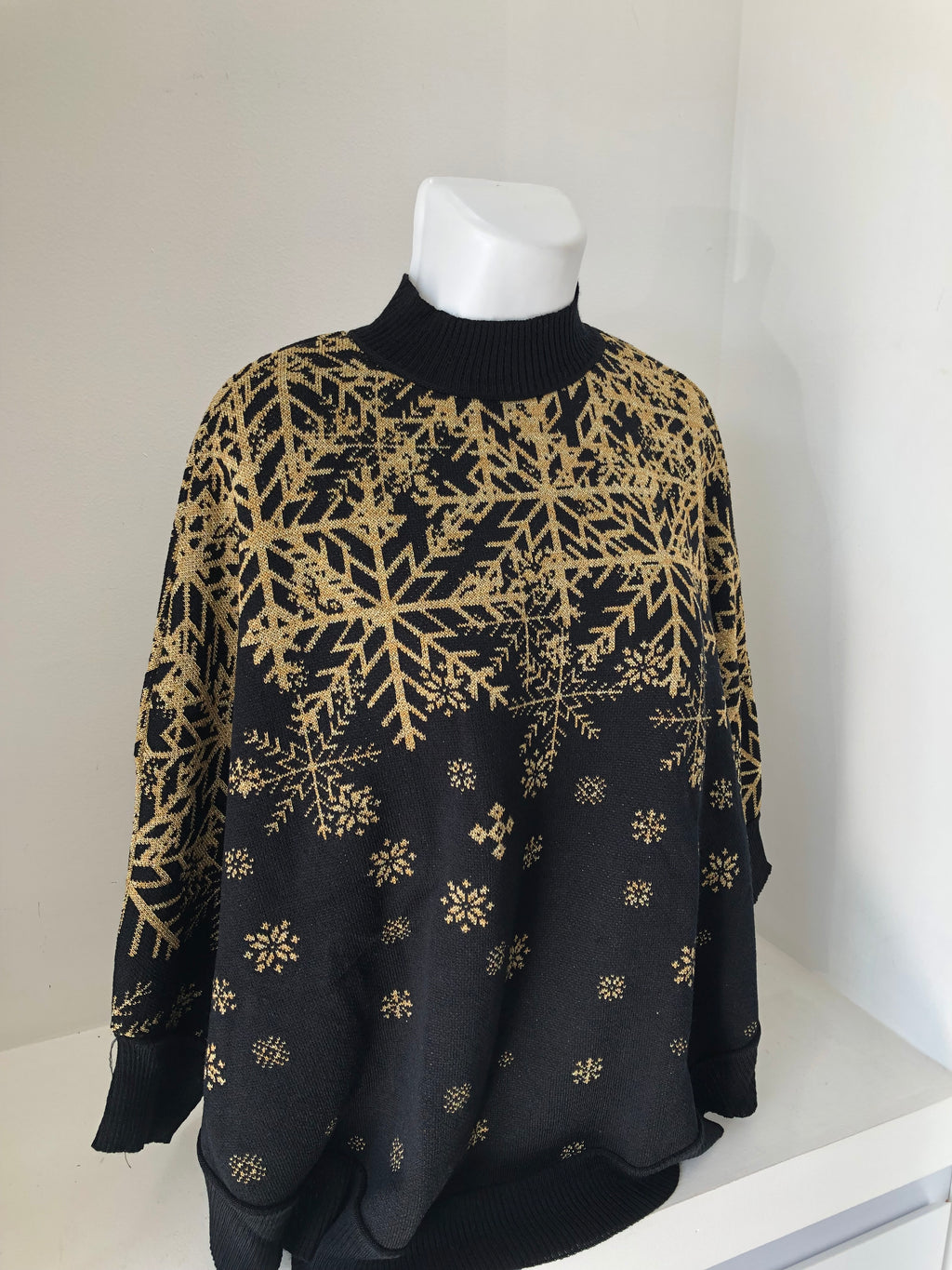 CAPA NEGRO ESTAMPADO L33288