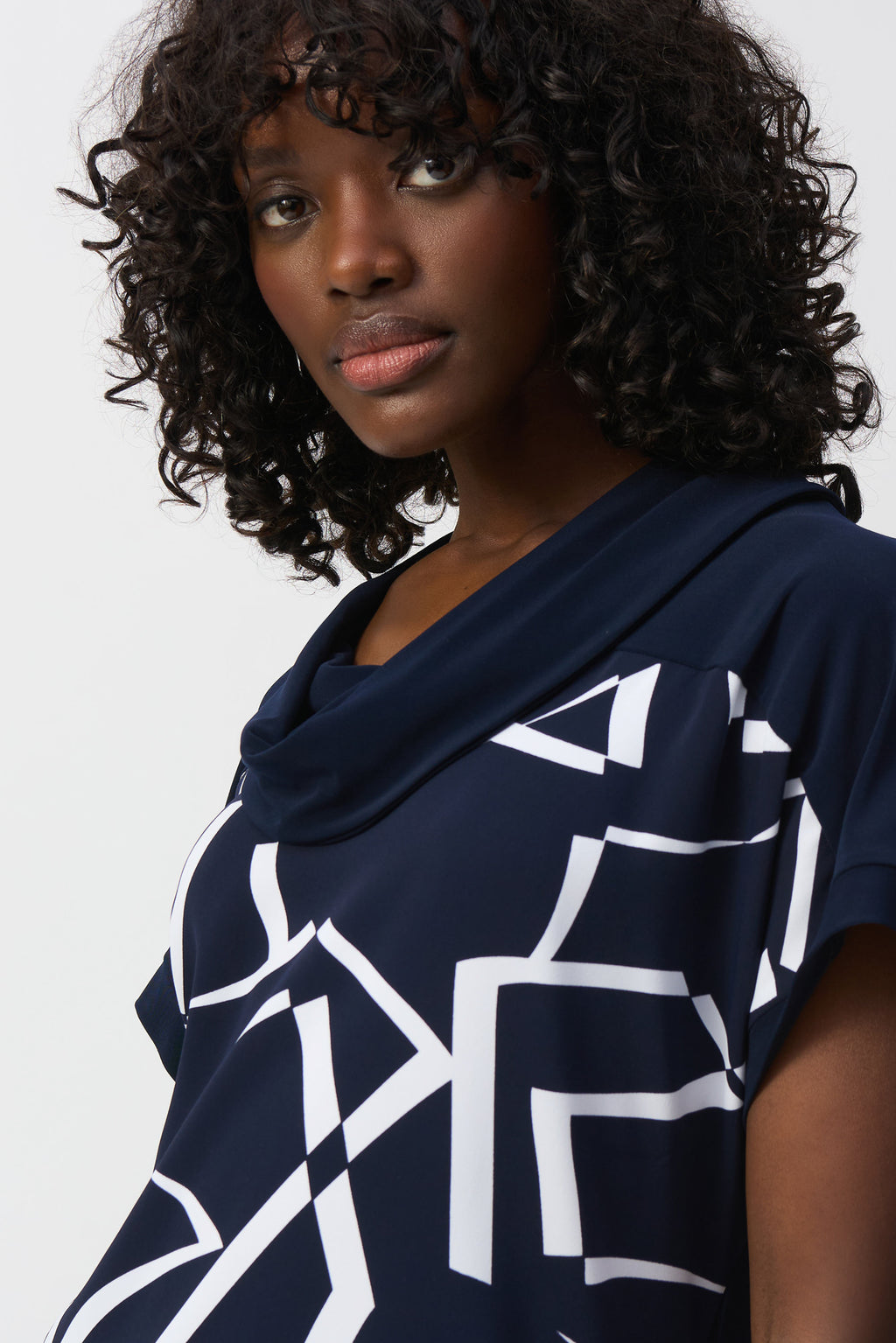 BLUSA MARINO ESTAMPADA 251110
