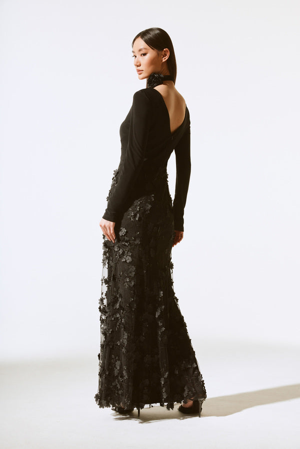 VESTIDO LARGO NEGRO BORDADO 243755