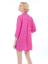 Cargar imagen en el visor de la galería, BLUSÓN FUCSIA 125181
