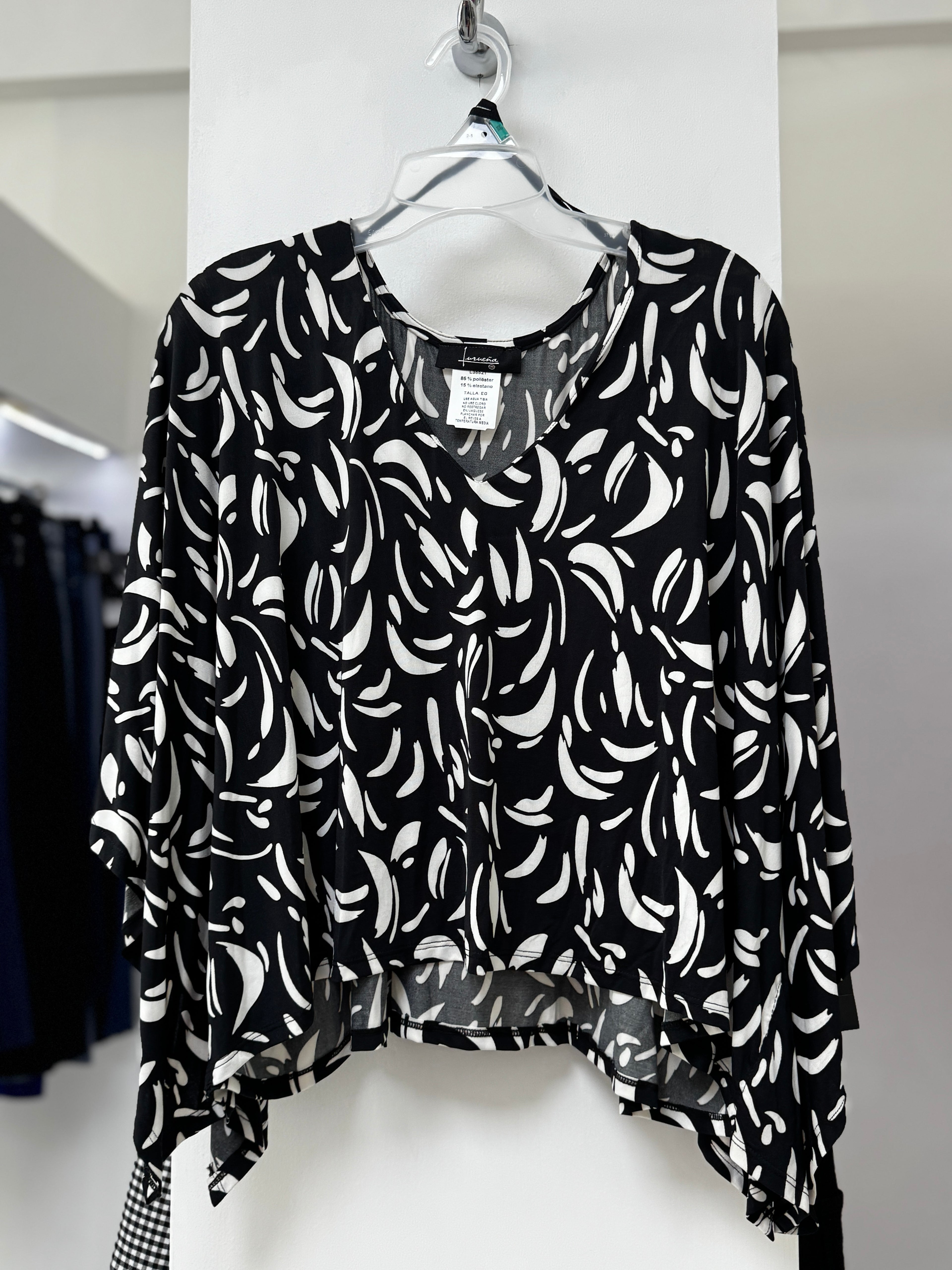 BLUSA+PANTALON BLANCO ESTAMPADO L35521