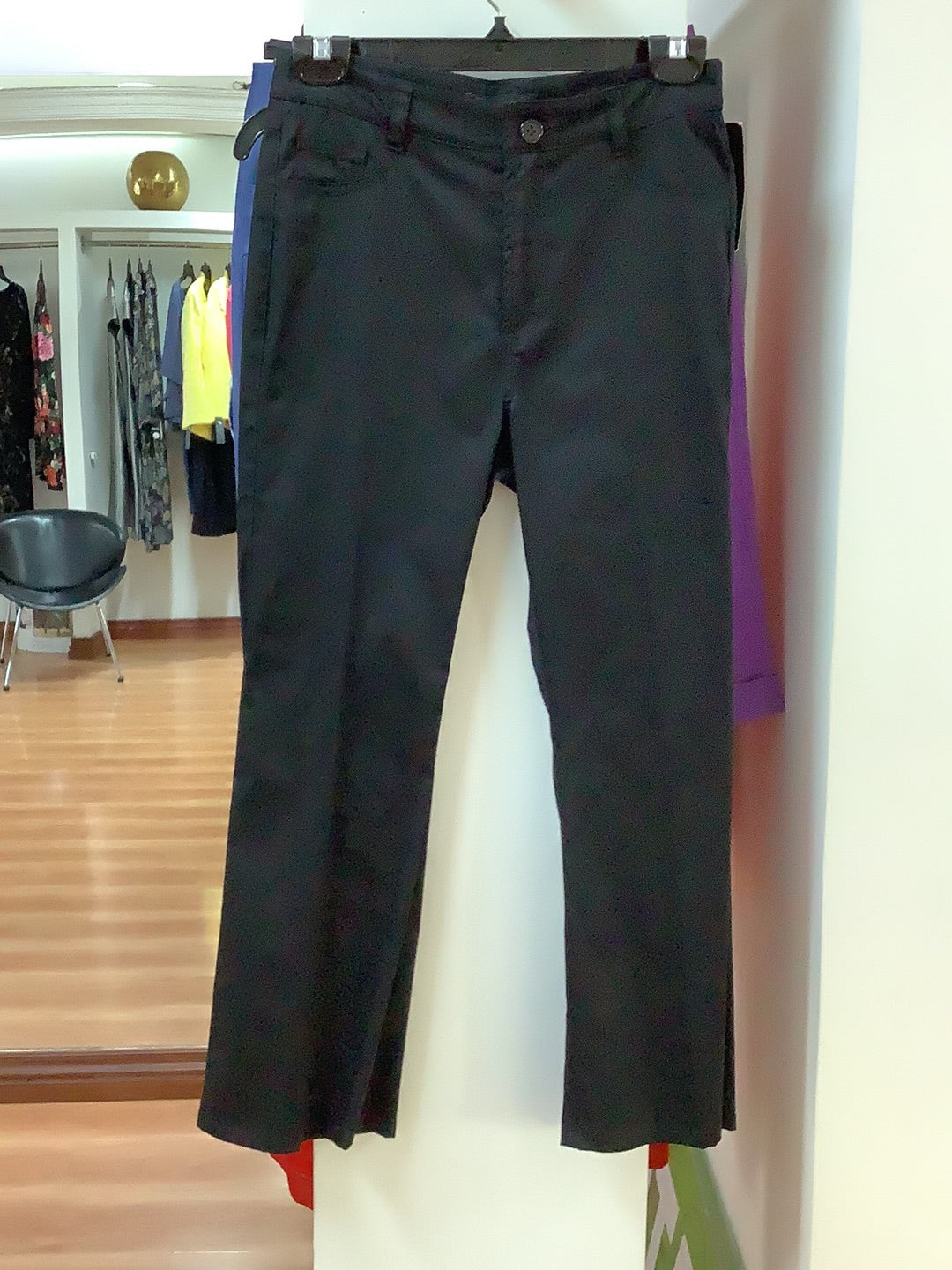 J1904020105 PANTALÓN NEGRO