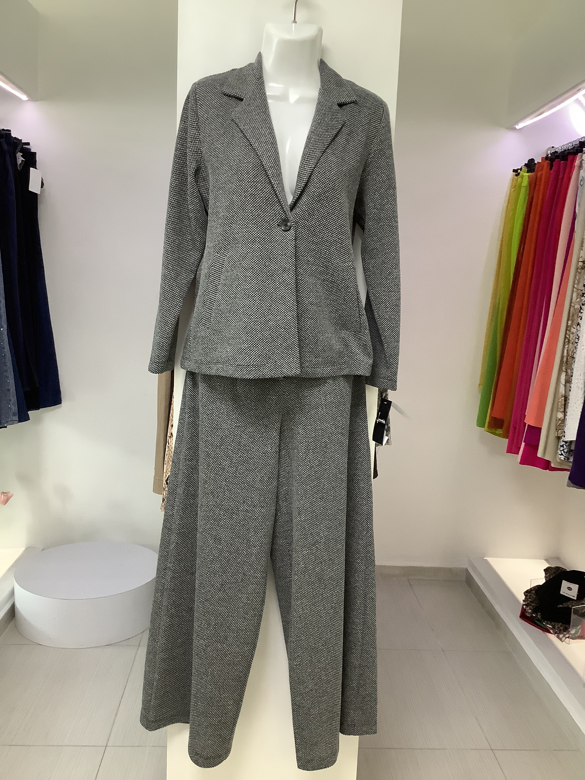 SACO+PANTALON GRIS L35655