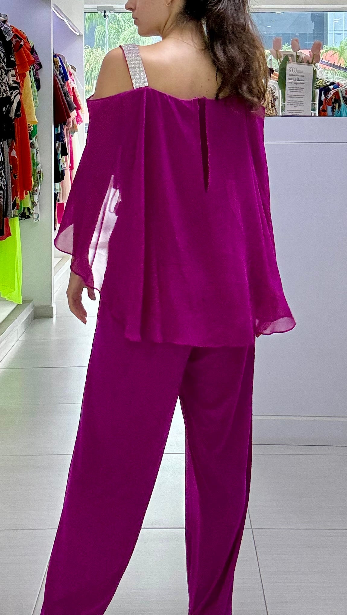 JUMPSUIT BUGAMBILIA  Y AZUL MARINO CON APLICACIONES EN HOMBRO 56666