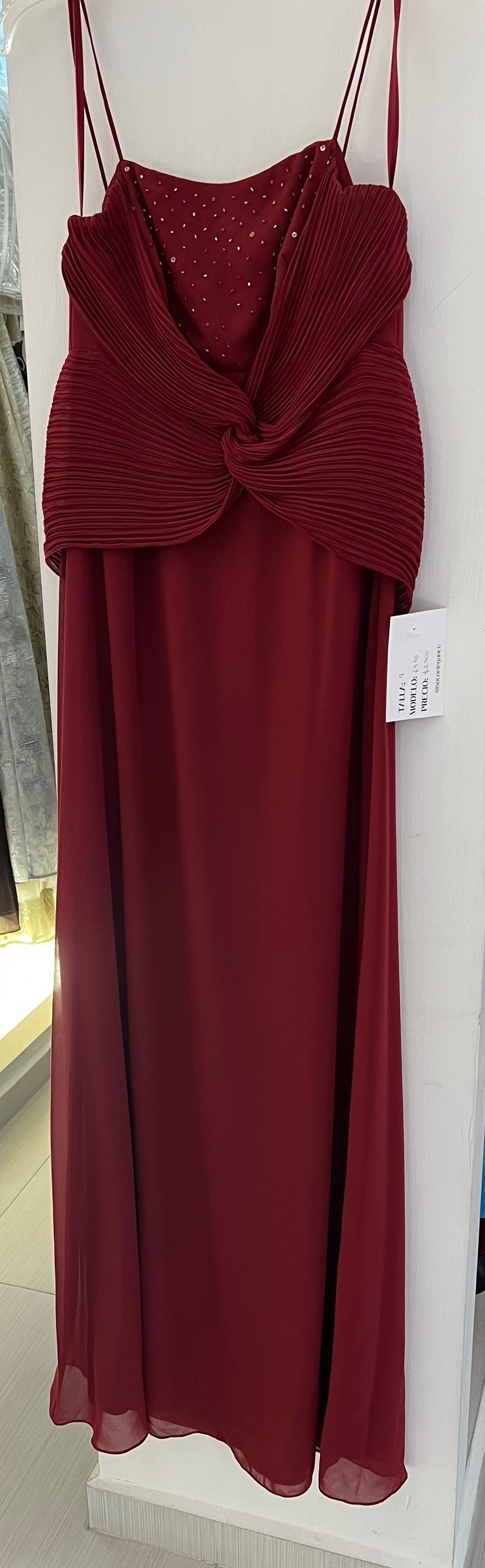 VESTIDO LARGO VINO BORDADO
