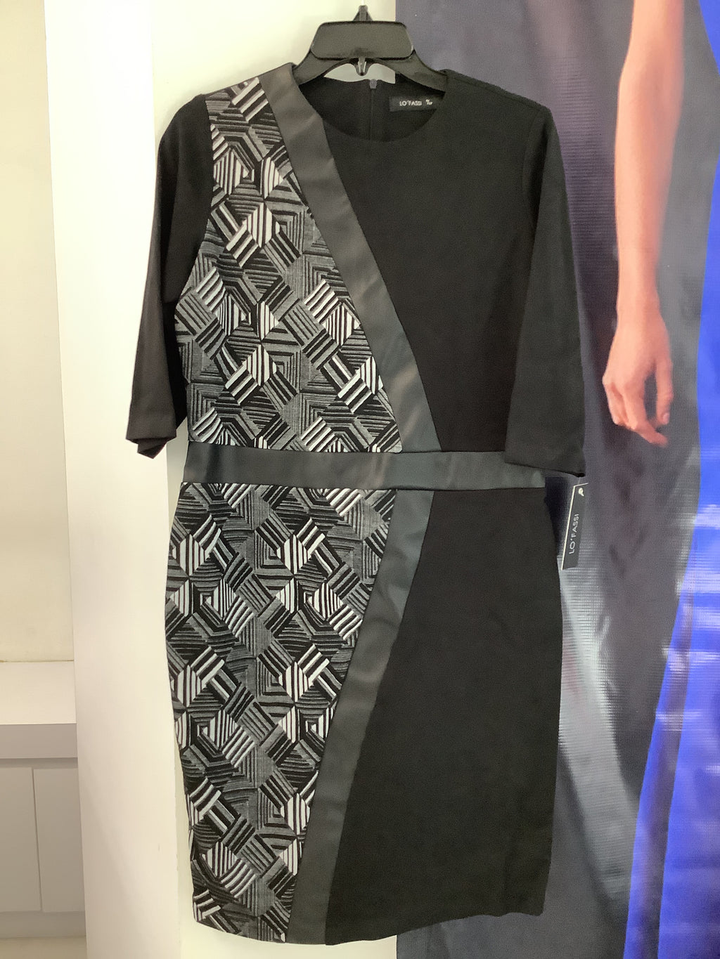 VESTIDO CORTO NEGRO 9939
