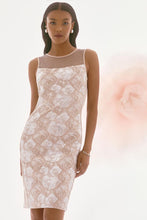 Cargar imagen en el visor de la galería, VESTIDO CORTO BEIGE FLORES 251742
