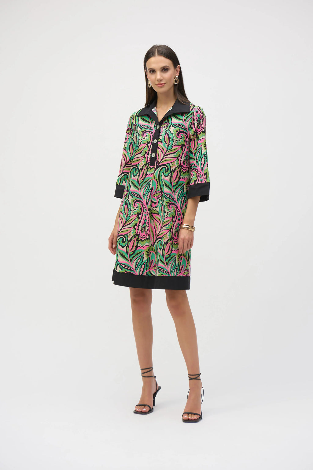 VESTIDO CORTO NEGRO ESTAMPADO 252078