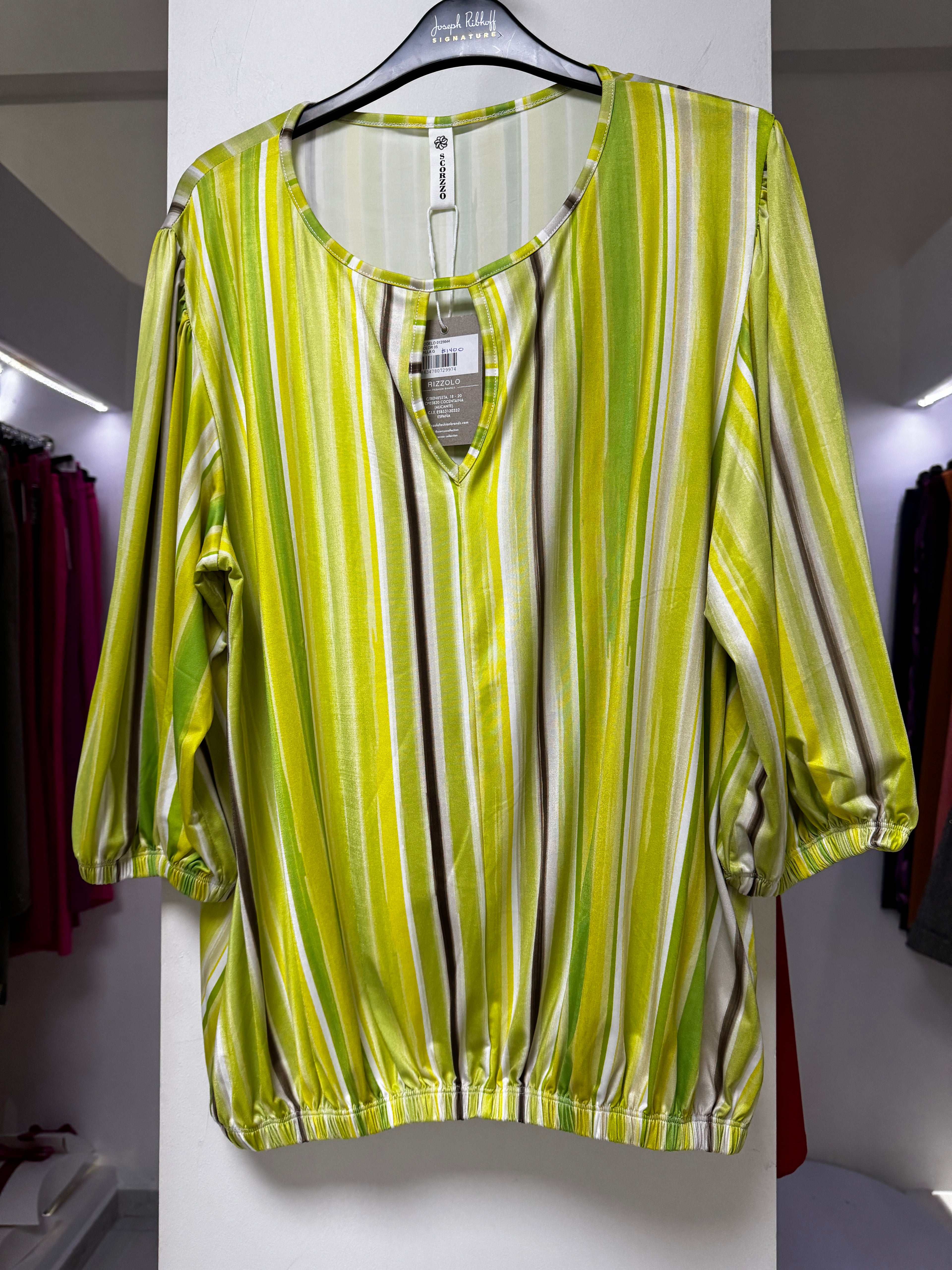 BLUSA ESTAMPADA VERDE LIMÓN 125644