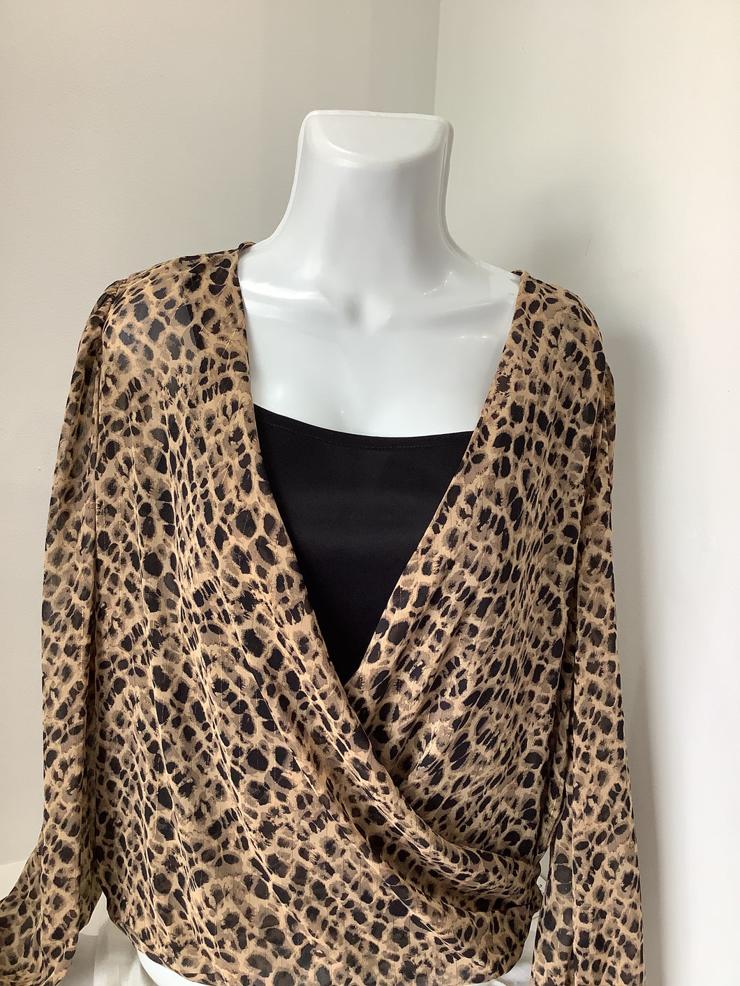 BLUSA BEIGE ANIMAL PRINT L35455