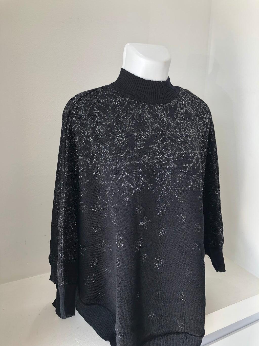 CAPA NEGRO ESTAMPADO L33288