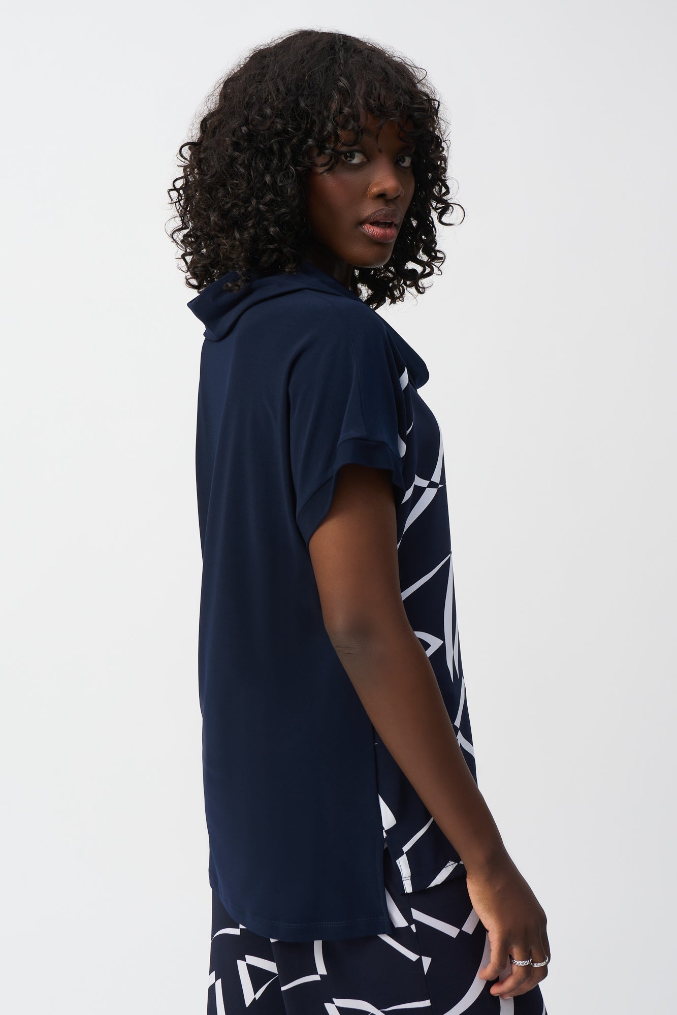 BLUSA MARINO ESTAMPADA 251110