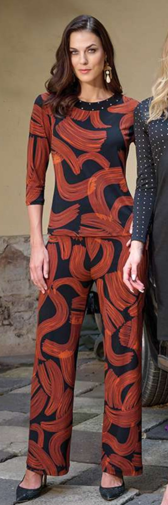 CONJUNTO NEGRO  ESTAMPADO 1807