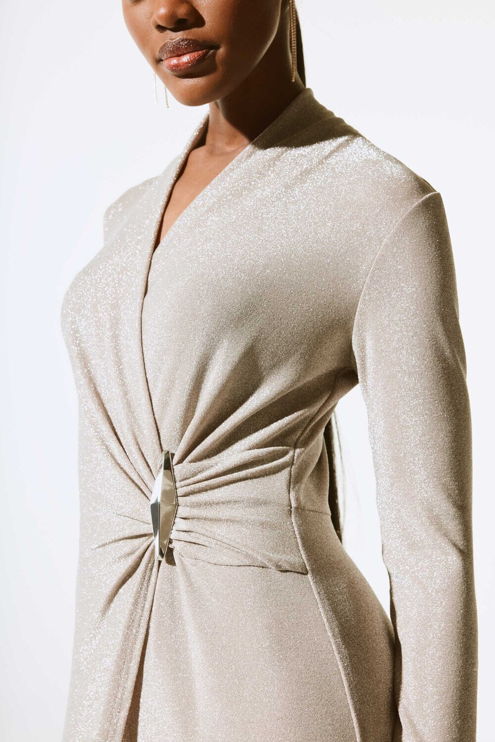 JUMPSUIT DORADO HERRAJE EN CINTURA 243794