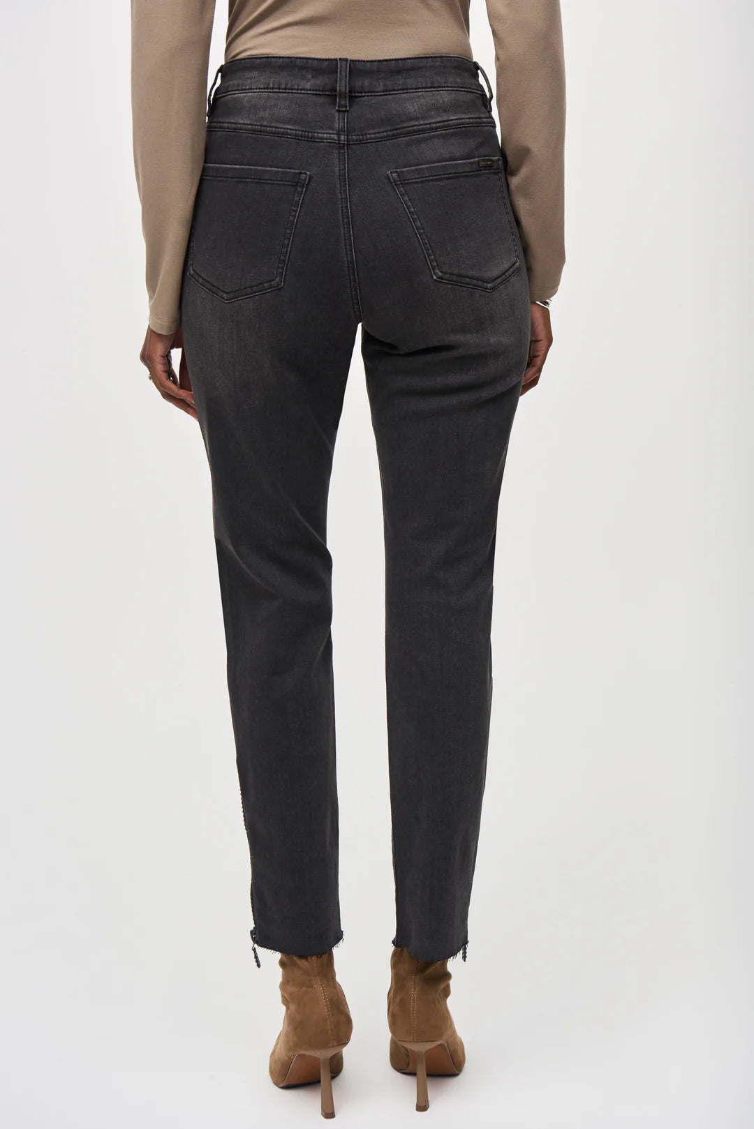 PANTALÓN MEZCLILLA NEGRO 243914
