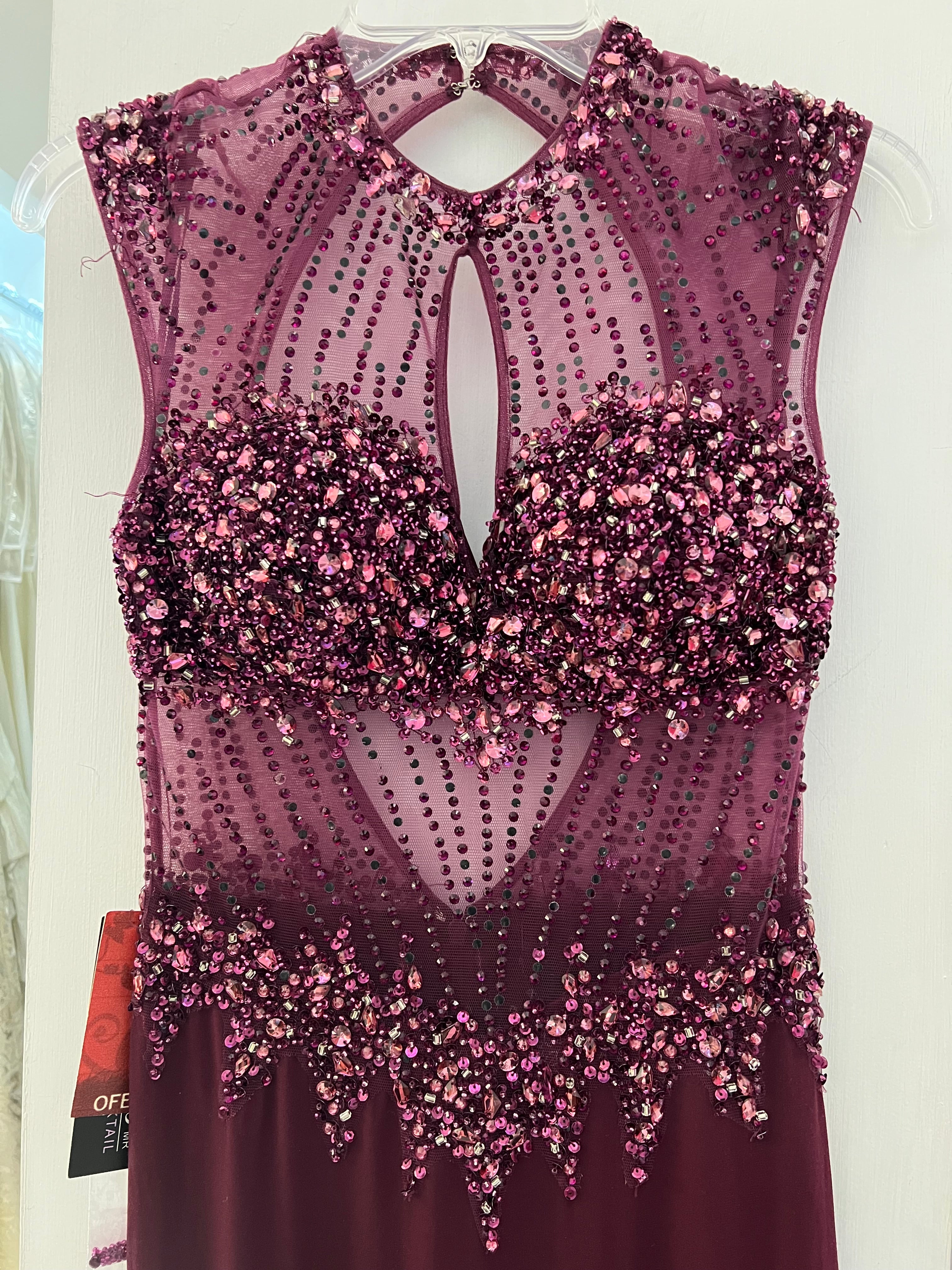 VESTIDO LARGO MORADO BORDADO