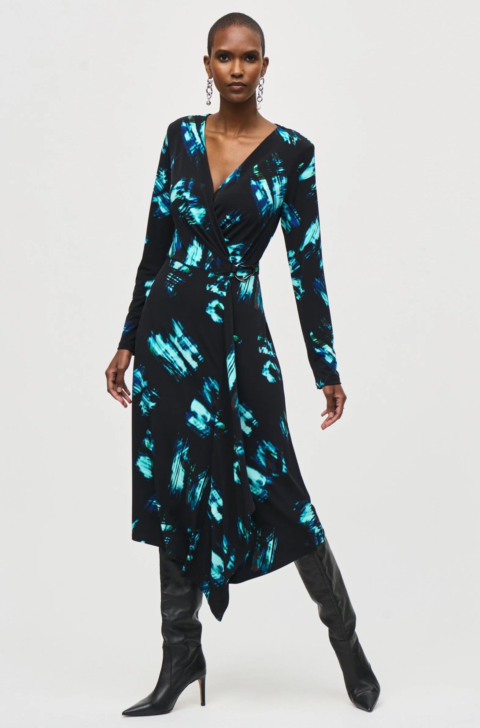 VESTIDO MIDI NEGRO ESTAMPADO 243147
