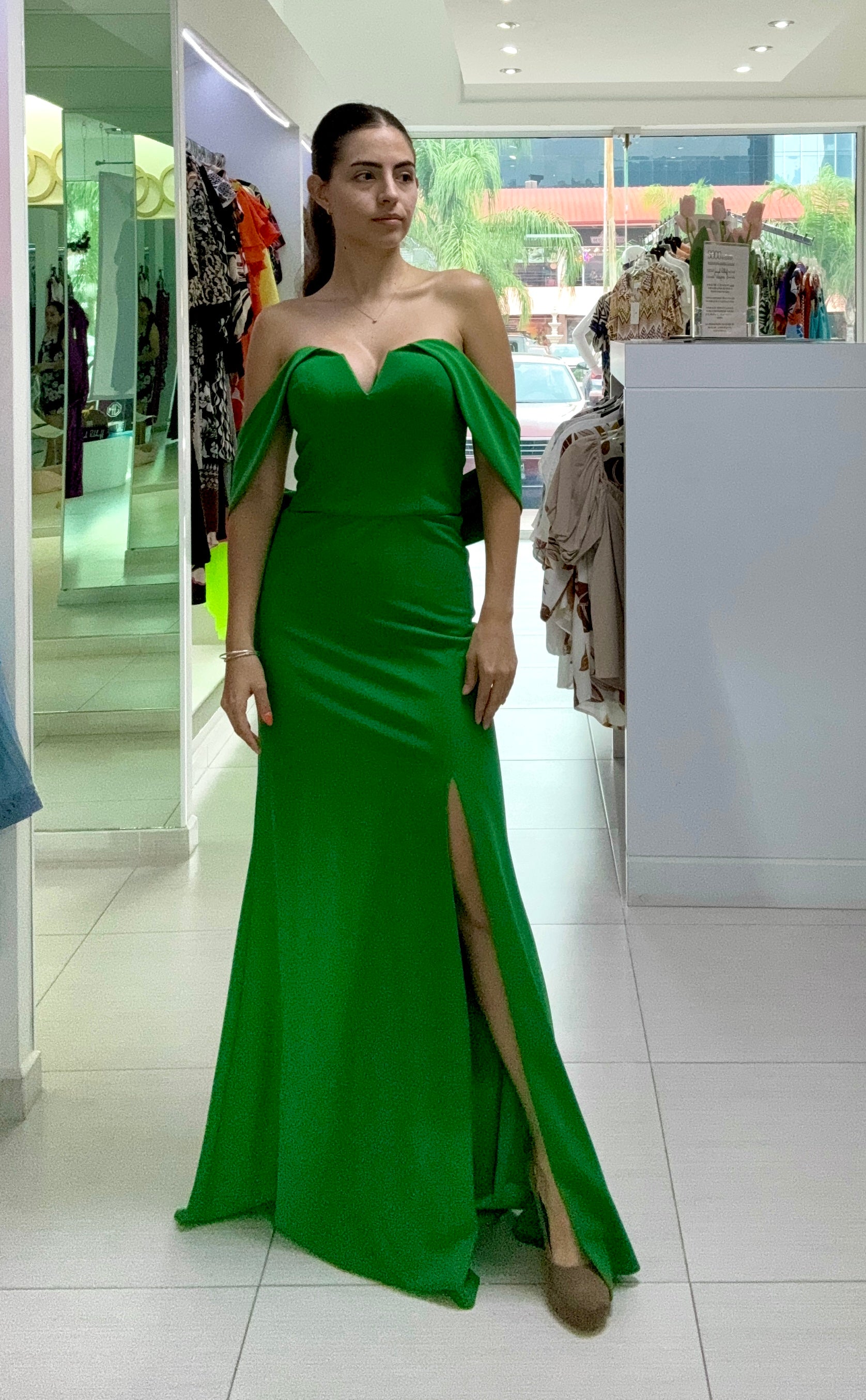 VESTIDO LARGO NEGRO/BUGAMBILIA/VERDE ESCOTE CORAZÓN 56689