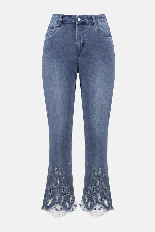 PANTALÓN JEANS DETALLES BORDADOS 252910