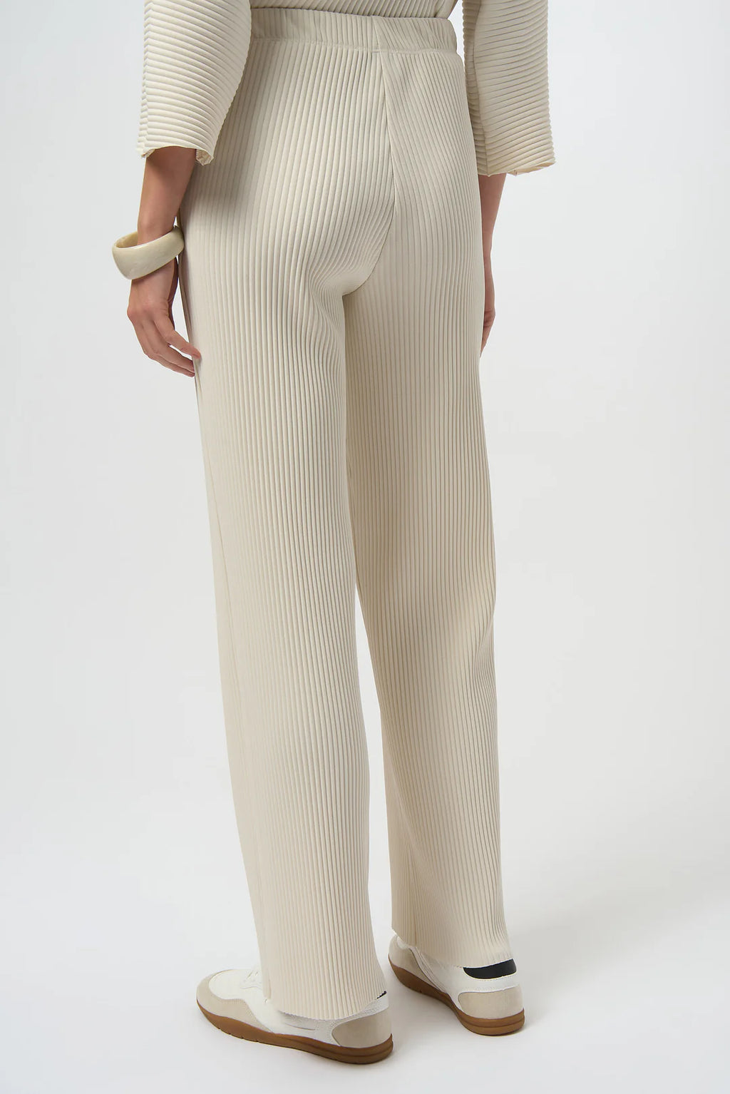 PANTALÓN PLISADO BEIGE 254006