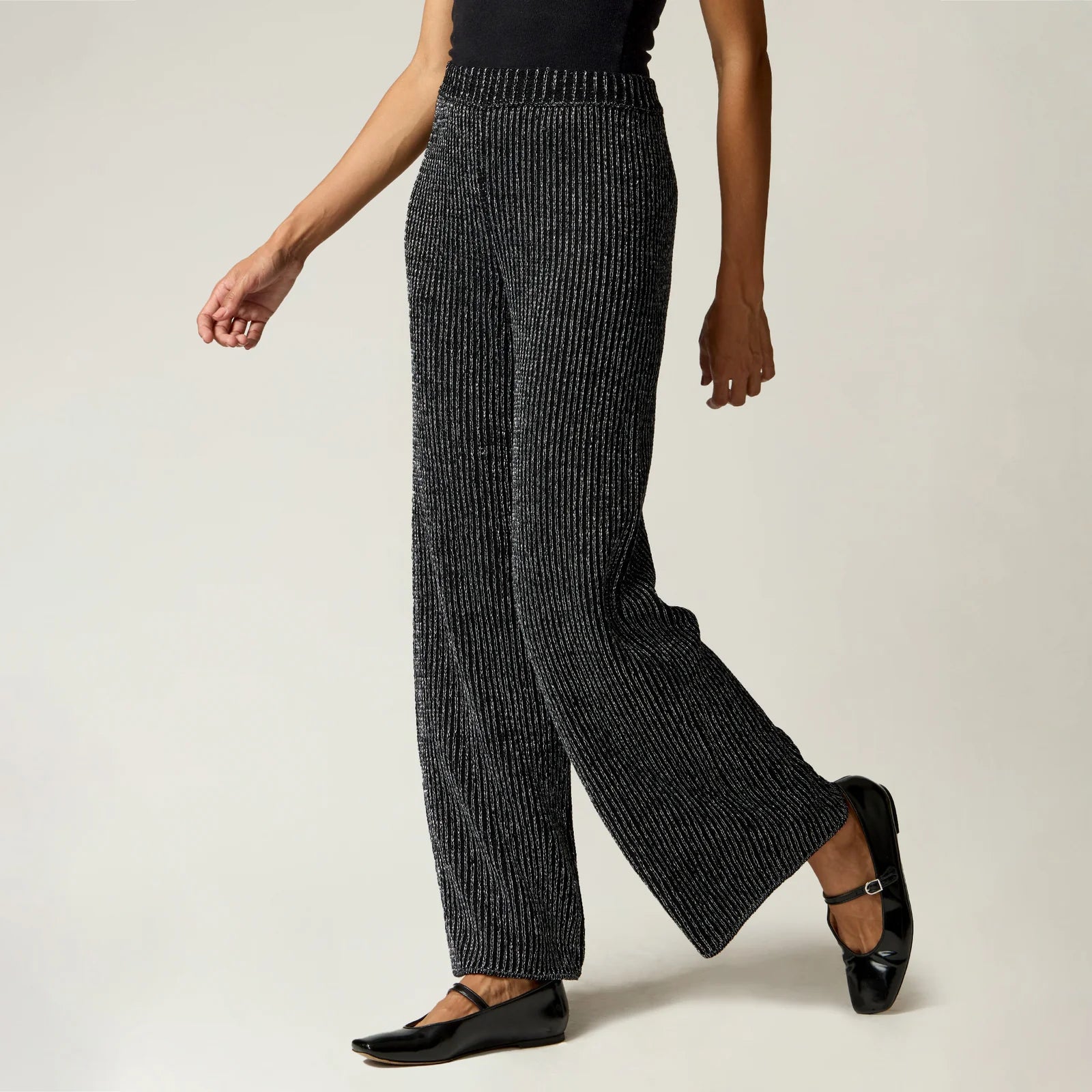 PANTALÓN TEJIDO NEGRO R22546
