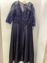Cargar imagen en el visor de la galería, VESTIDO LARGO MARINO/NEGRO  9088
