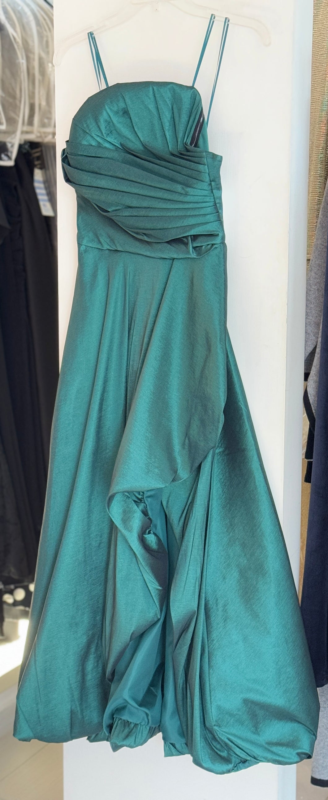 VESTIDO MIDI VERDE STRAPLESS TAFETA 57012