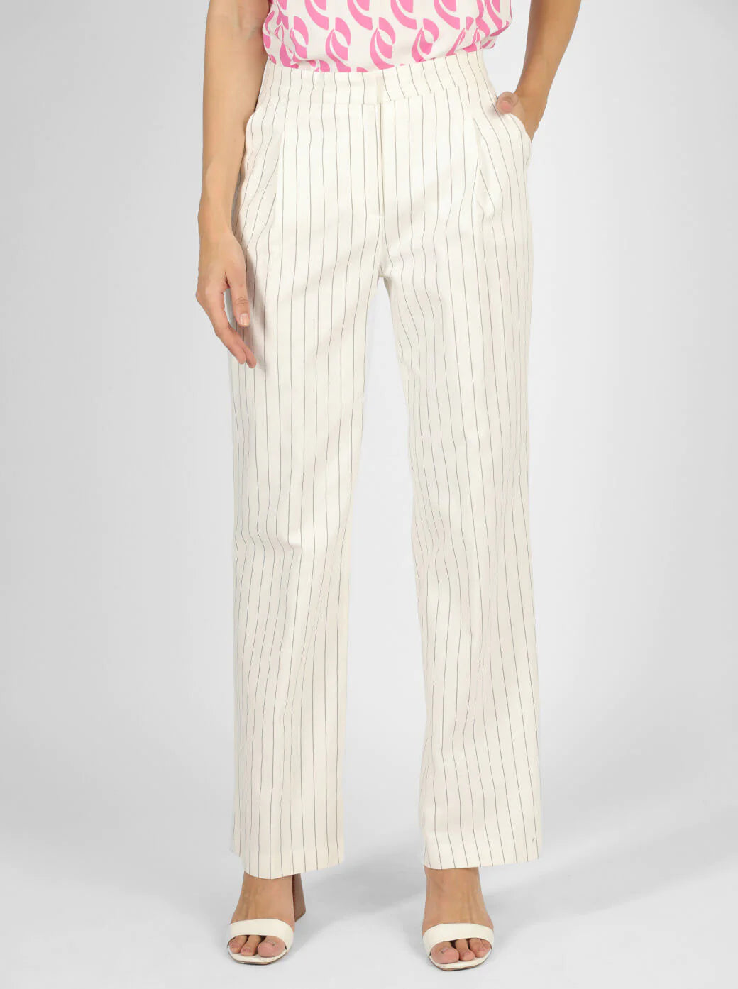 PANTALÓN HUESO ESTAMPADO 124351
