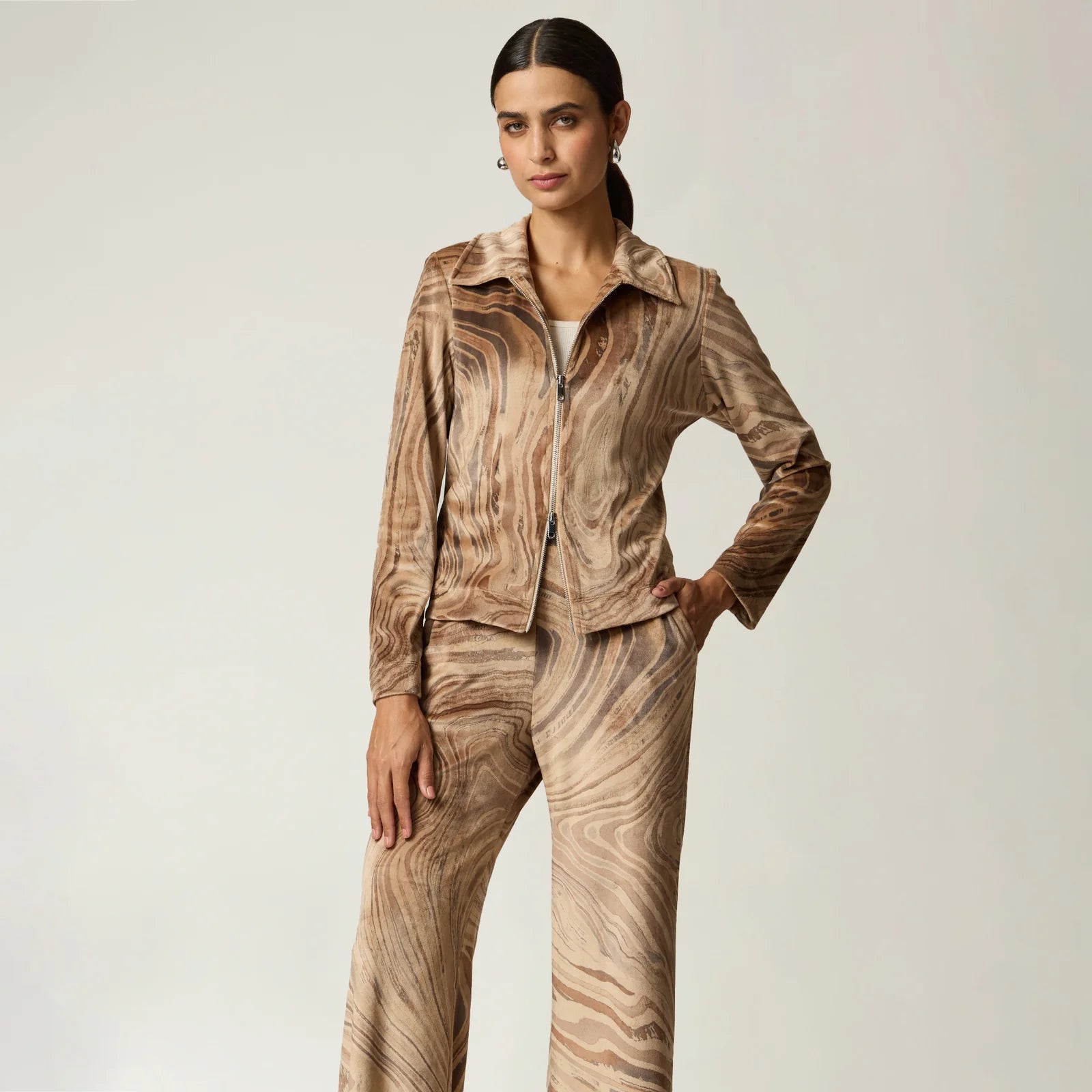 CHAQUETA TERCIOPELO BEIGE R22568