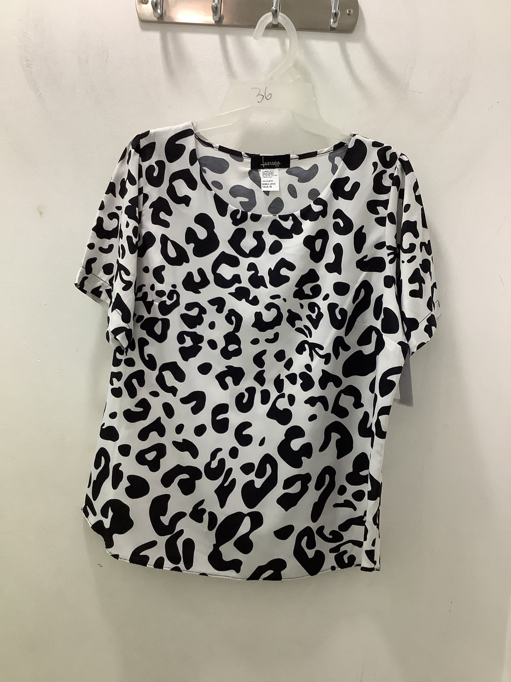 BLUSA ESTAMPADA NEGRO/MARINO L37134