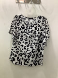 BLUSA ESTAMPADA NEGRO/MARINO L37134