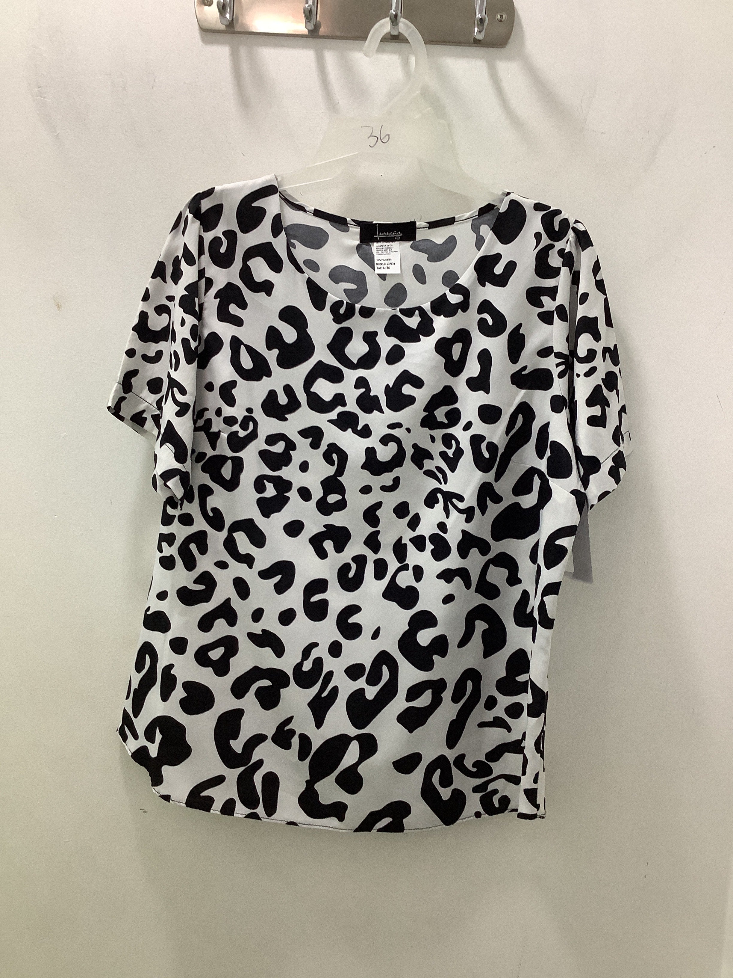 BLUSA ESTAMPADA NEGRO/MARINO L37134