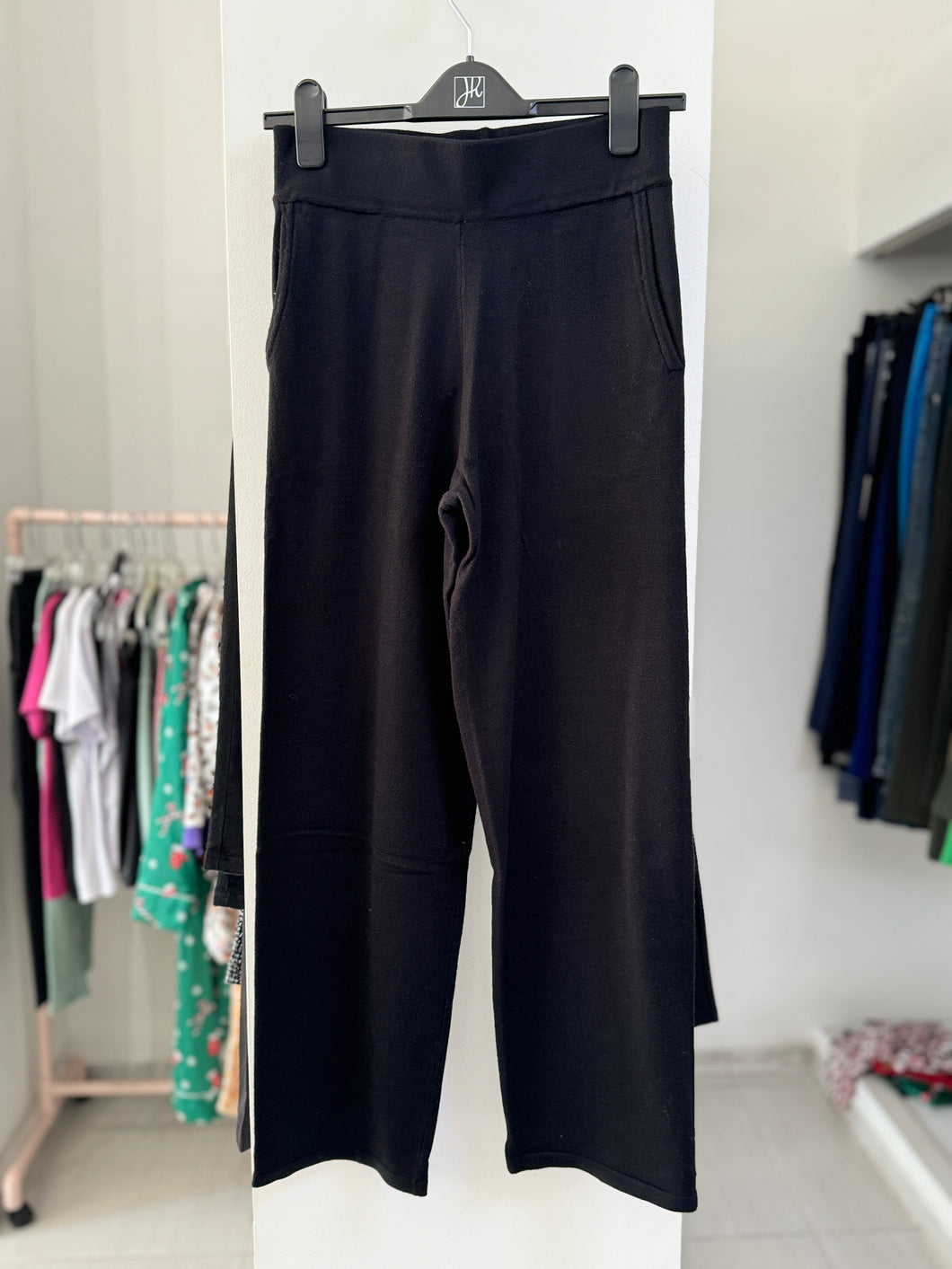 PANTALÓN NEGRO/GRIS/MARINO/CAFE 224111