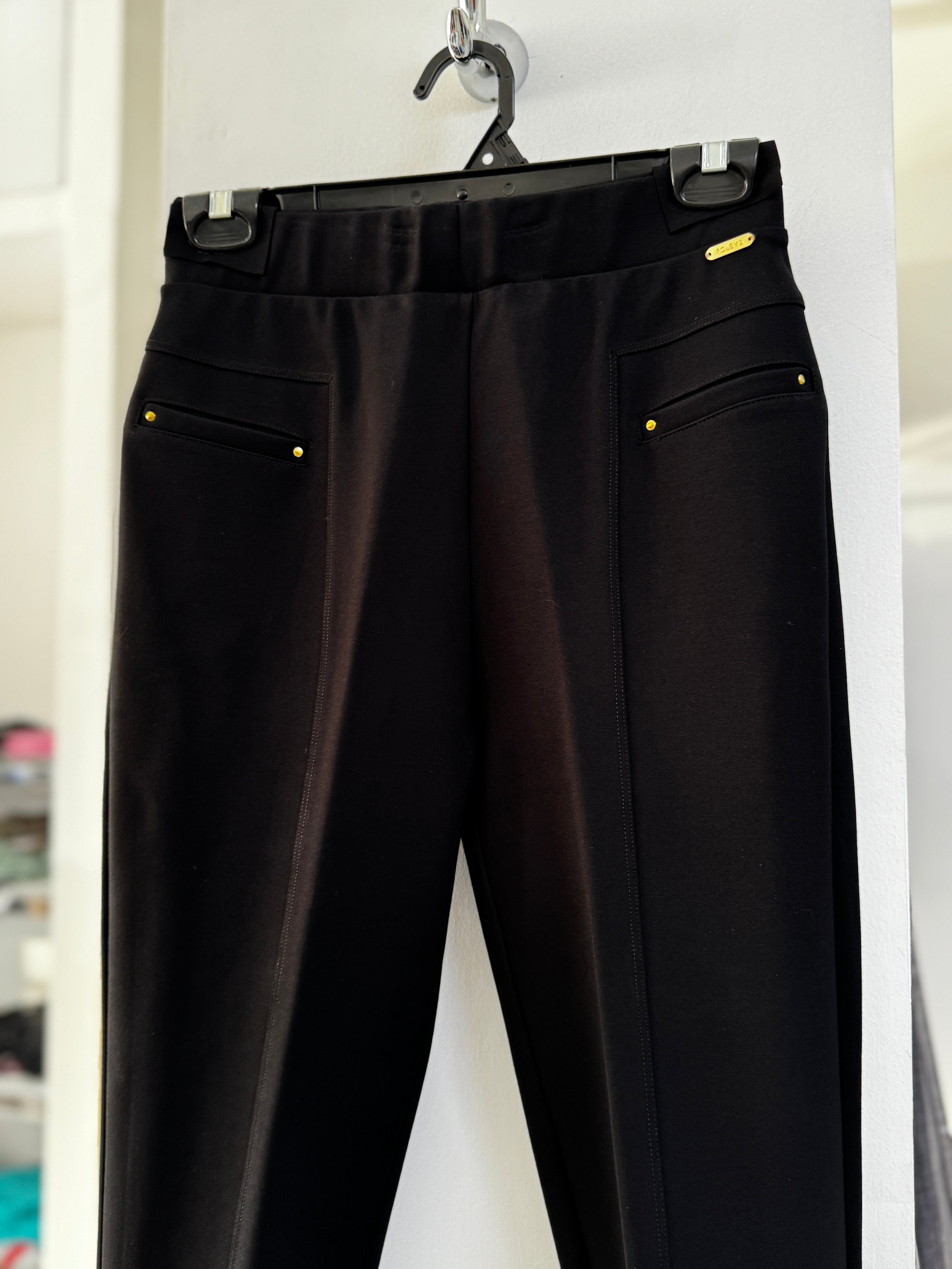 PANTALÓN NEGRO BD2215