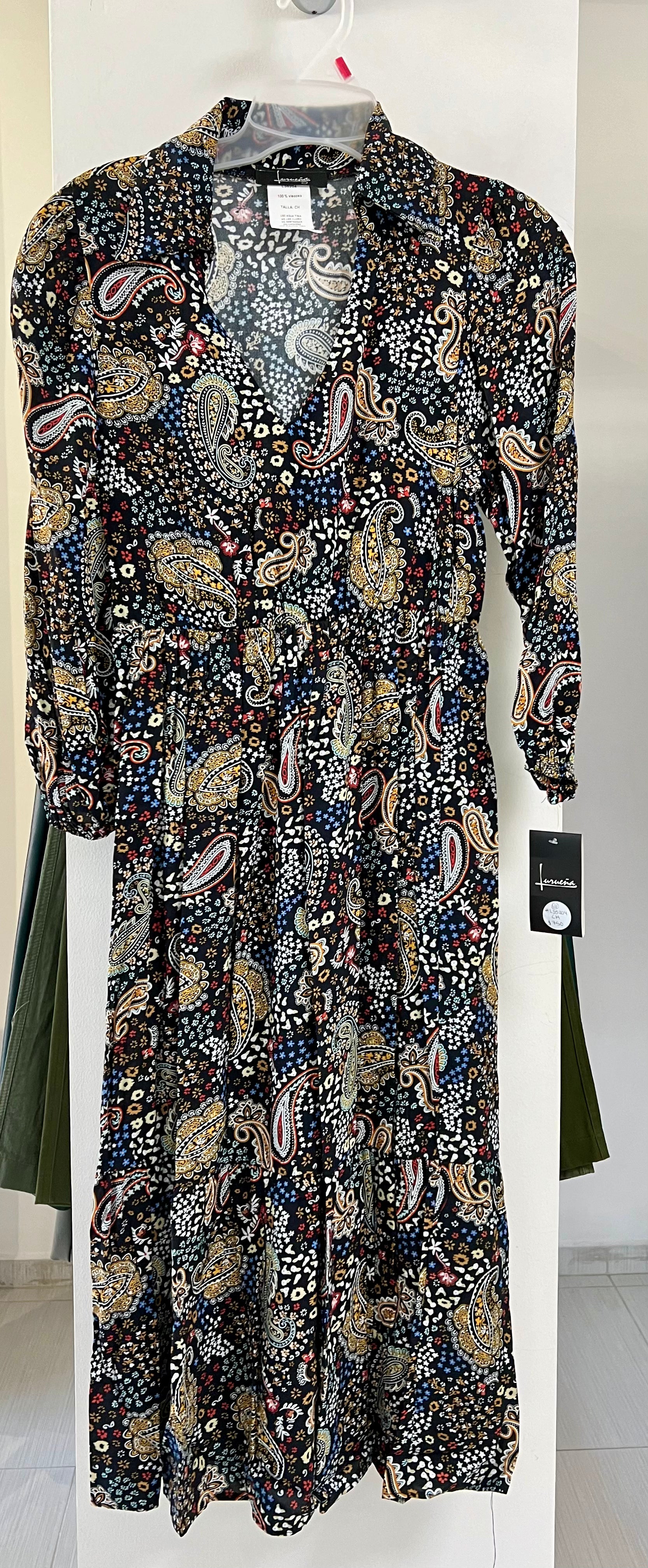 VESTIDO MIDI NEGRO ESTAMPADO