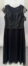 Cargar imagen en el visor de la galería, VESTIDO LARGO NEGRO/AZUL 9084
