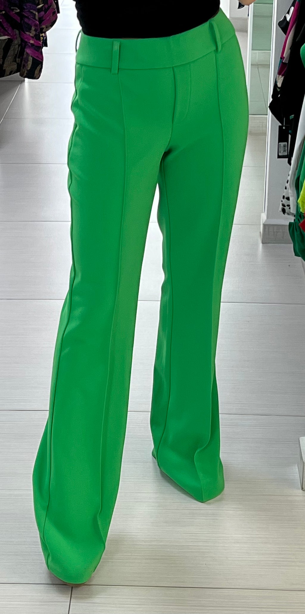 PANTALÓN CAMPANA VERDE LIMÓN/VERDE PERICO
