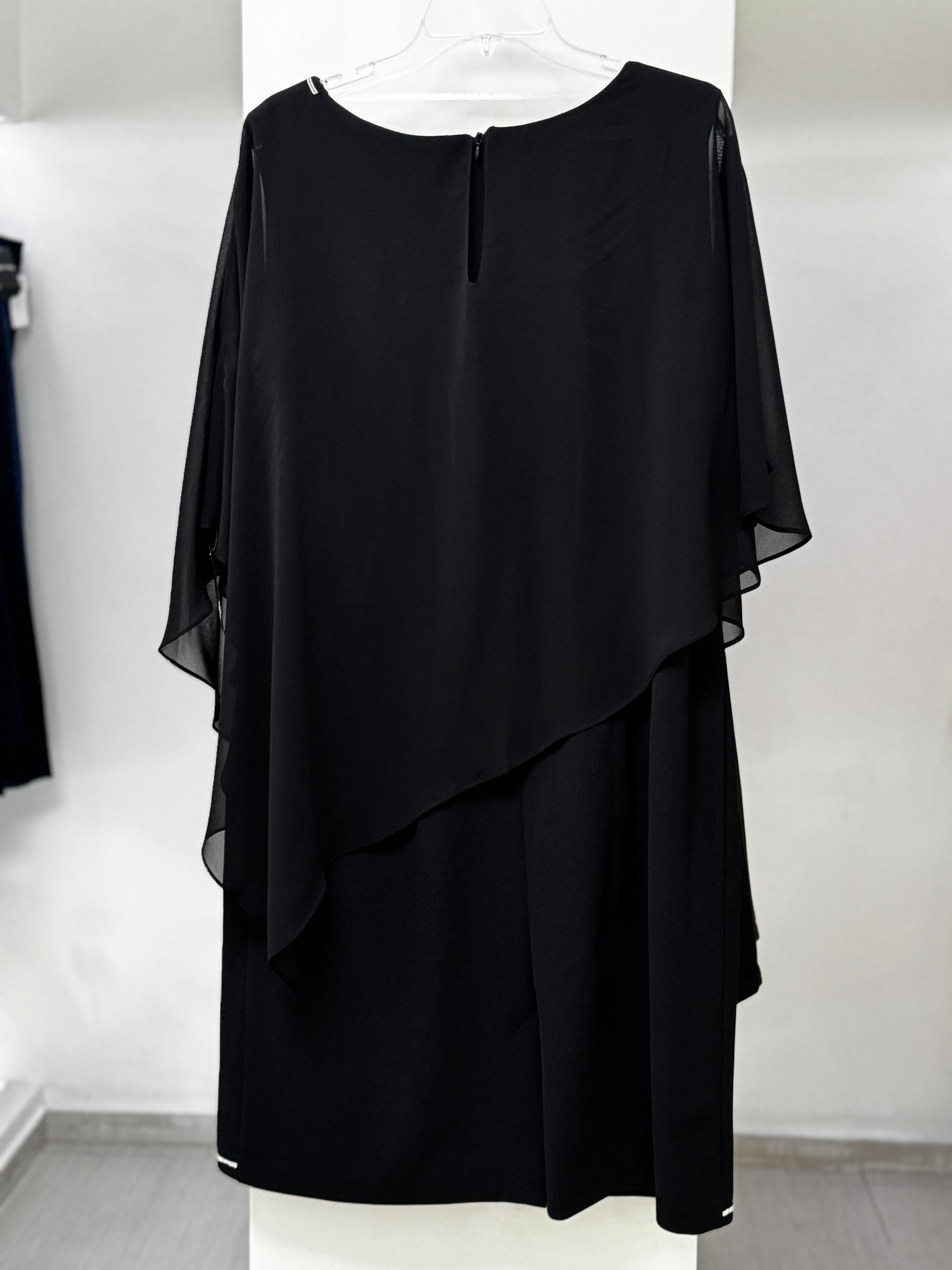 VESTIDO CORTO NEGRO 9111