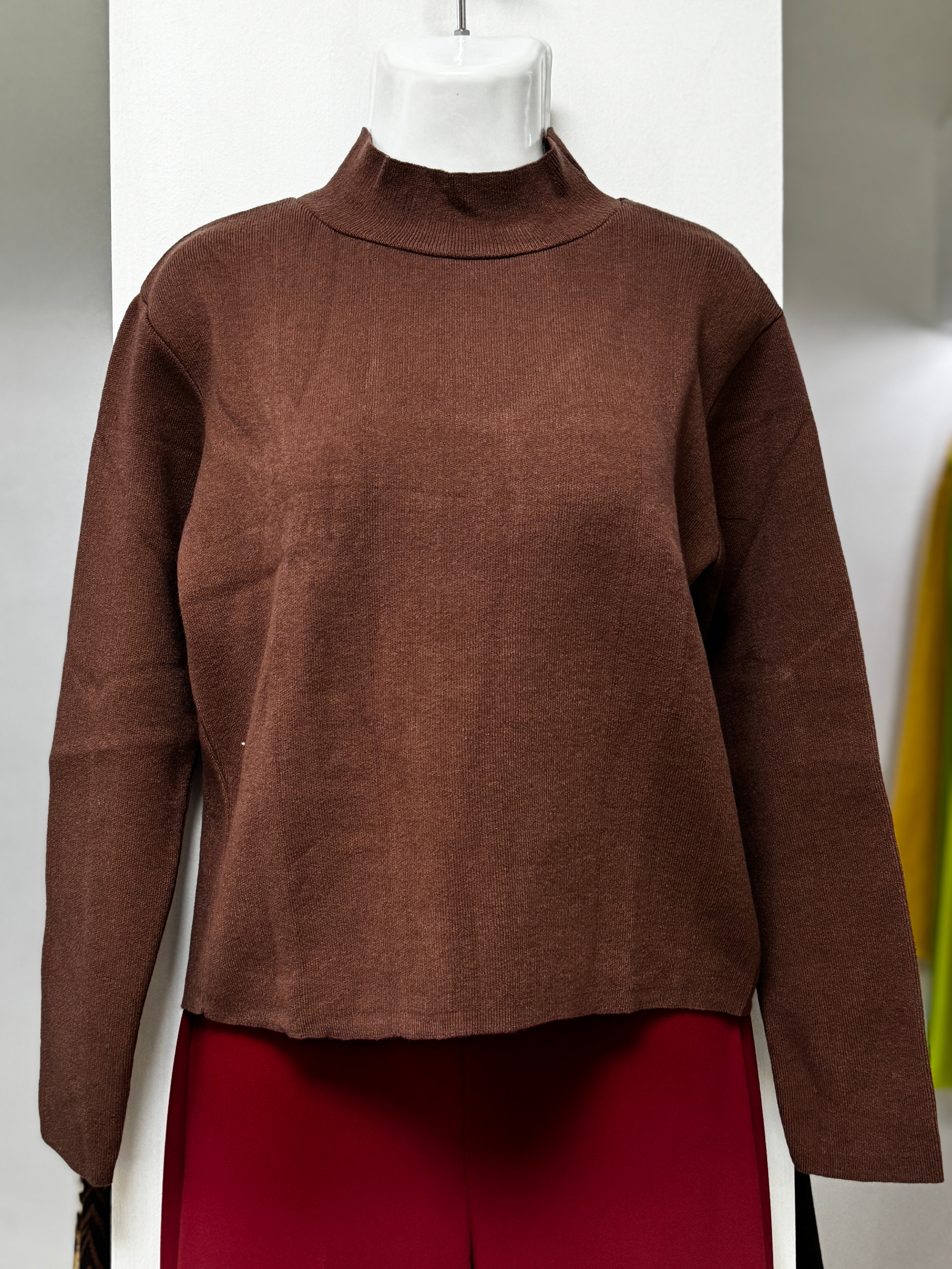 SUÉTER CAFÉ/VERDE L33399