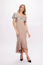 Cargar imagen en el visor de la galería, VESTIDO LARGO AZUL MARINO/BEIGE 233731
