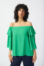 Cargar imagen en el visor de la galería, BLUSA FIUSCHA/VERDE OFF-SHOULDER
