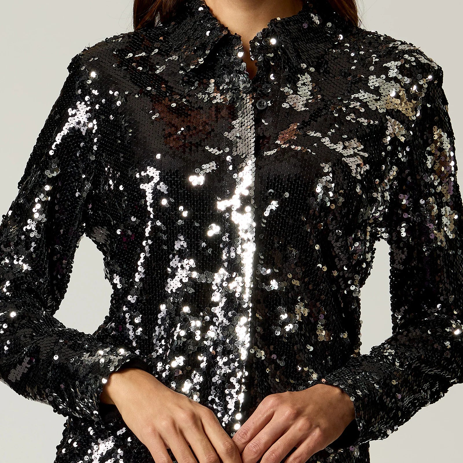 BLUSA NEGRA LENTEJUELAS R22592