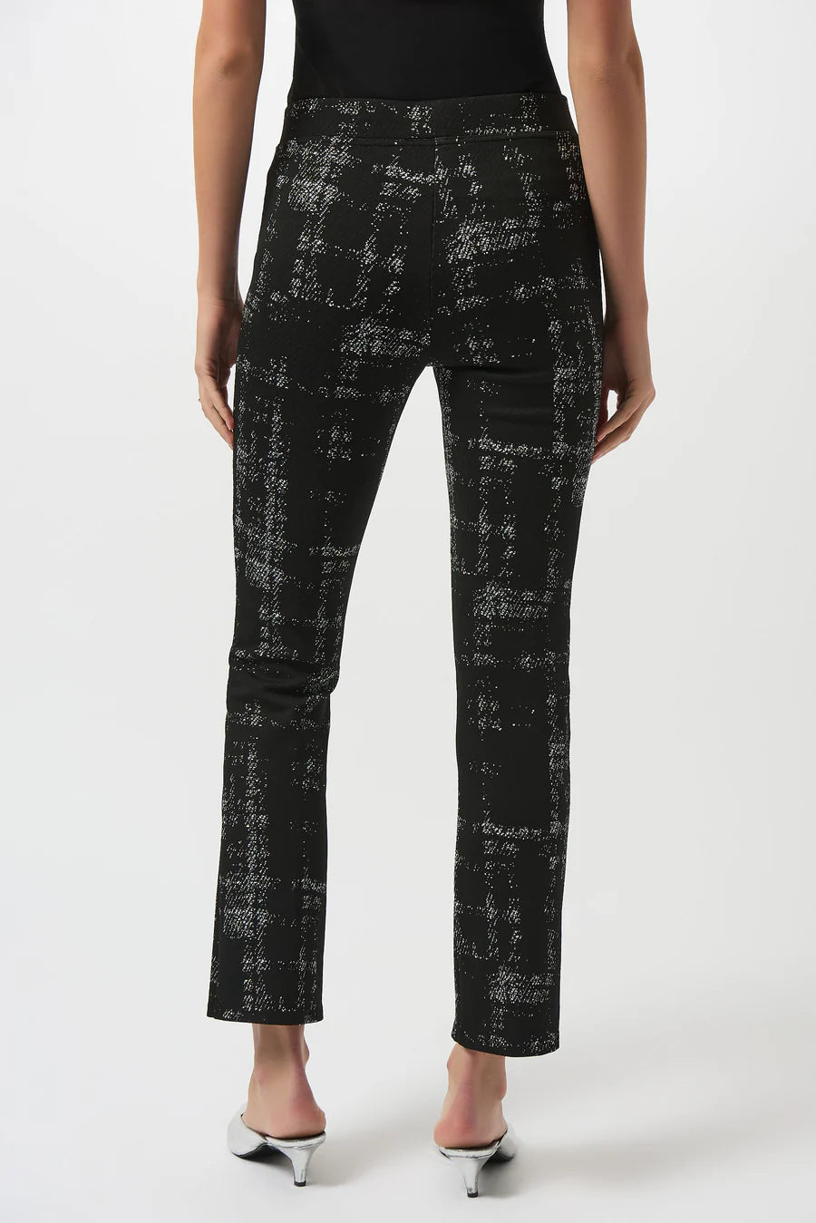 PANTALÓN NEGRO ESTAMPADO 253179