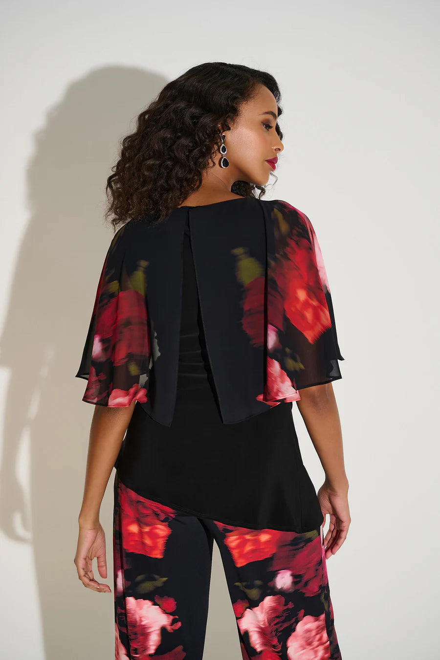 BLUSA NEGRA ESTAMPADA 253763