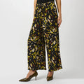 PANTALÓN NEGRO ESTAMPADO 253247