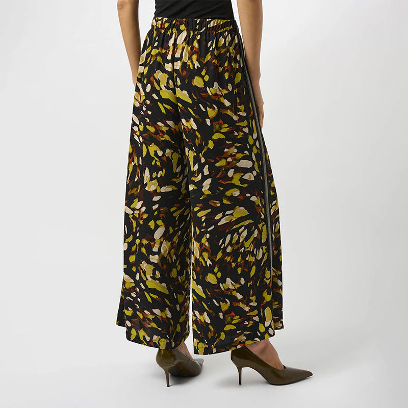 PANTALÓN NEGRO ESTAMPADO 253247